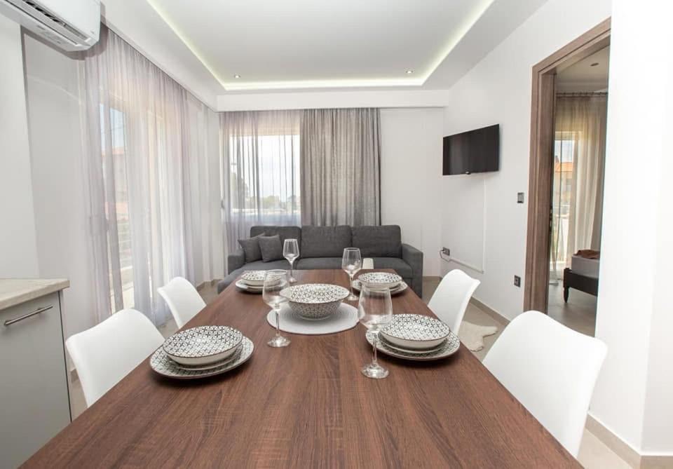 Marane Luxury Suites Nea Moudania Ngoại thất bức ảnh